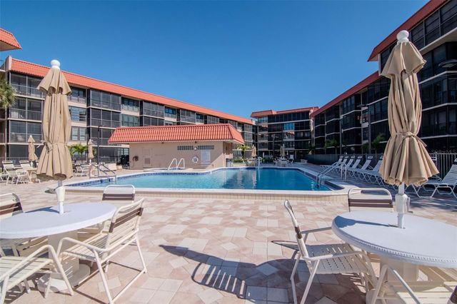 17580 GULF BOULEVARD 403, Redington Shores, FL 33708