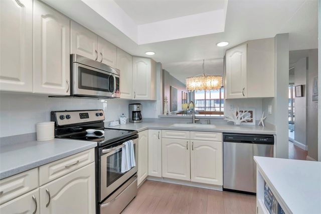 17580 GULF BOULEVARD 403, Redington Shores, FL 33708