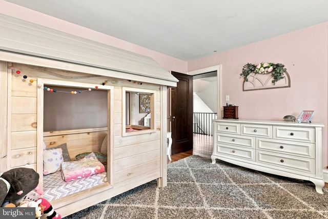 237 ELM DR, Lansdale, PA 19446