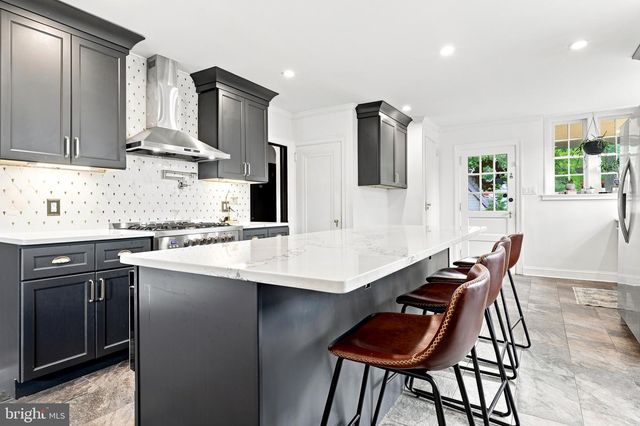 237 ELM DR, Lansdale, PA 19446