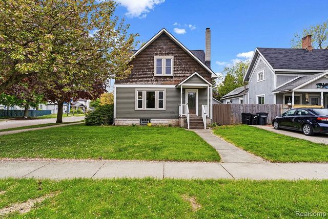 305 N Almont Avenue, Imlay City, MI 48444