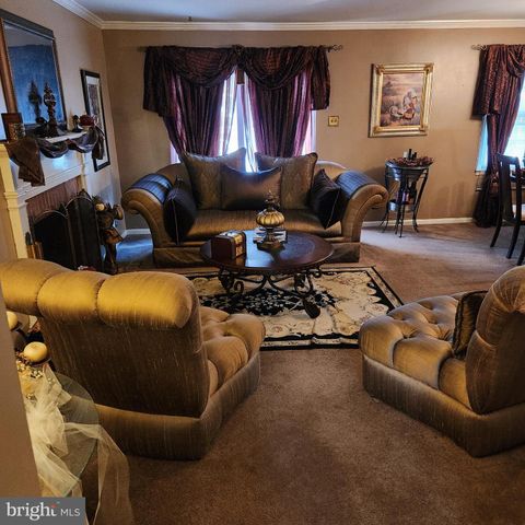 29 FENCELINE DR, Gaithersburg, MD 20878