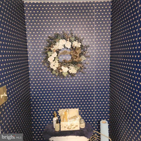 29 FENCELINE DR, Gaithersburg, MD 20878