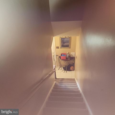 29 FENCELINE DR, Gaithersburg, MD 20878