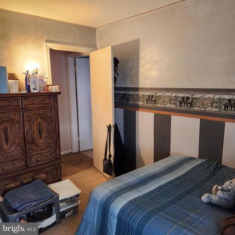 29 FENCELINE DR, Gaithersburg, MD 20878