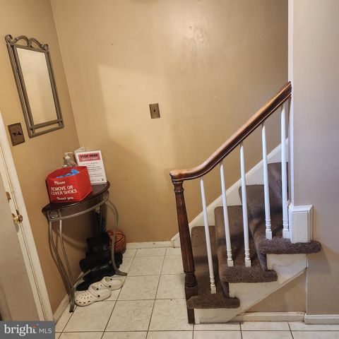 29 FENCELINE DR, Gaithersburg, MD 20878