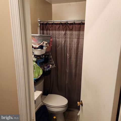 29 FENCELINE DR, Gaithersburg, MD 20878