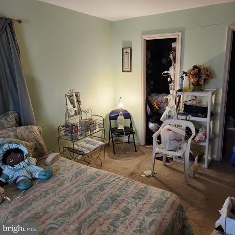 29 FENCELINE DR, Gaithersburg, MD 20878