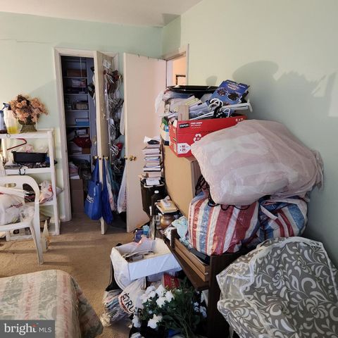 29 FENCELINE DR, Gaithersburg, MD 20878