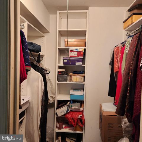 29 FENCELINE DR, Gaithersburg, MD 20878