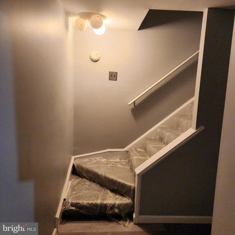 29 FENCELINE DR, Gaithersburg, MD 20878