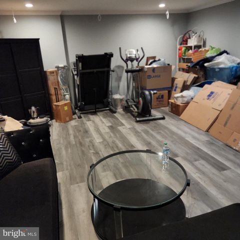 29 FENCELINE DR, Gaithersburg, MD 20878