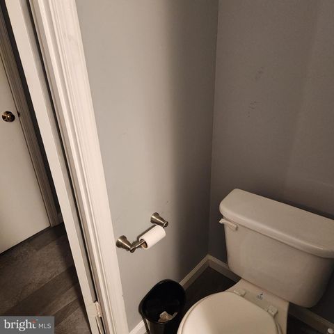 29 FENCELINE DR, Gaithersburg, MD 20878