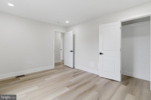 3423 SOLLERS POINT RD, Dundalk, MD 21222