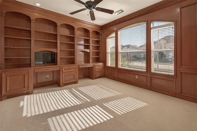 2210 Bywater Drive, Houston, TX 77077