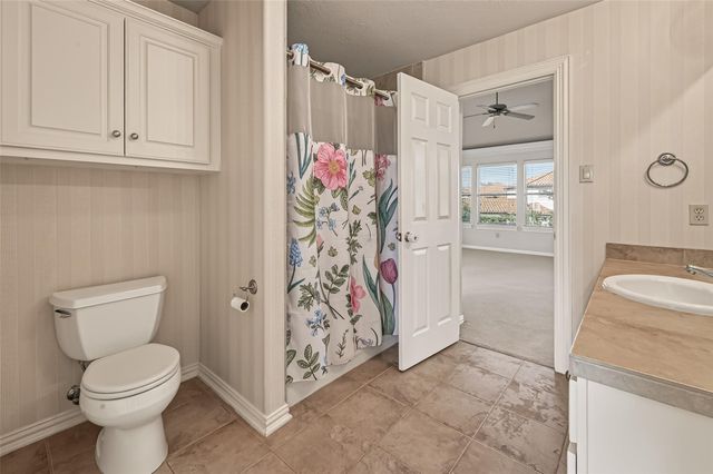 2210 Bywater Drive, Houston, TX 77077