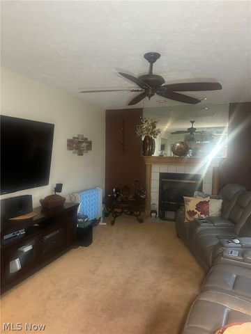 6213 Hathaway Road, Garfield Heights, OH 44125