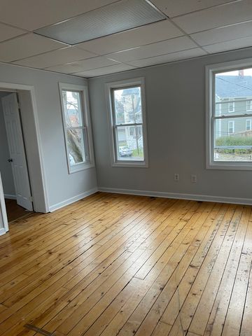 38 Myrtle Avenue, Waterbury, CT 06708