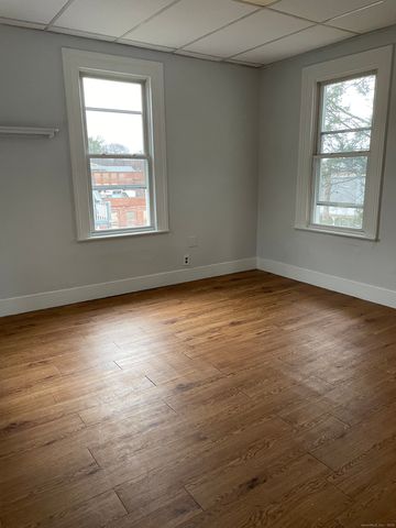 38 Myrtle Avenue, Waterbury, CT 06708