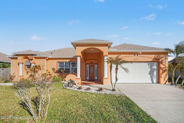 1619 Amador Avenue NW, Palm Bay, FL 32907