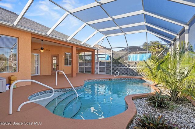 1619 Amador Avenue NW, Palm Bay, FL 32907