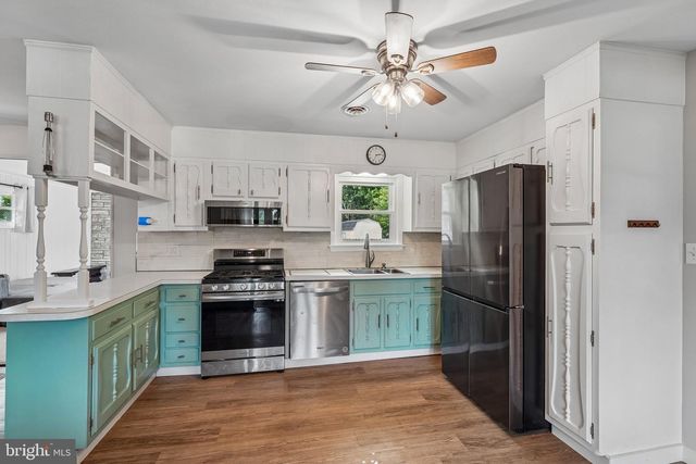 900 EDINBURG RD, Hamilton, NJ 08690