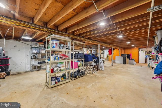 900 EDINBURG RD, Hamilton, NJ 08690