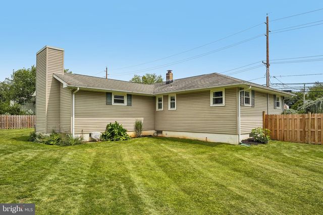900 EDINBURG RD, Hamilton, NJ 08690