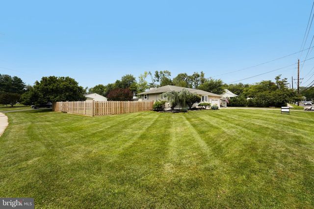 900 EDINBURG RD, Hamilton, NJ 08690