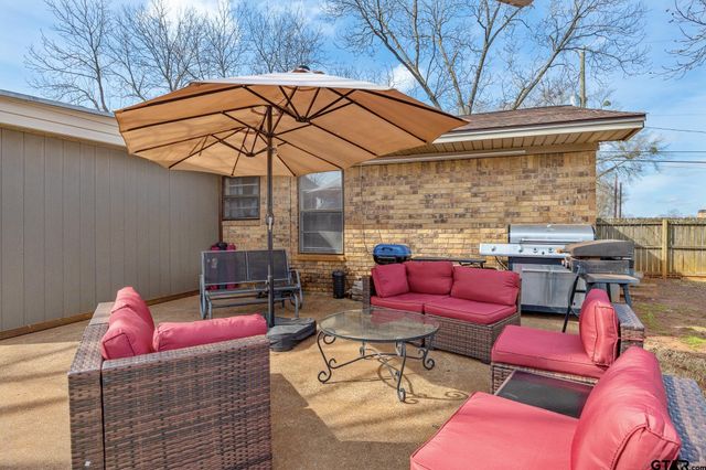 310 Lynch, Bullard, TX 75757