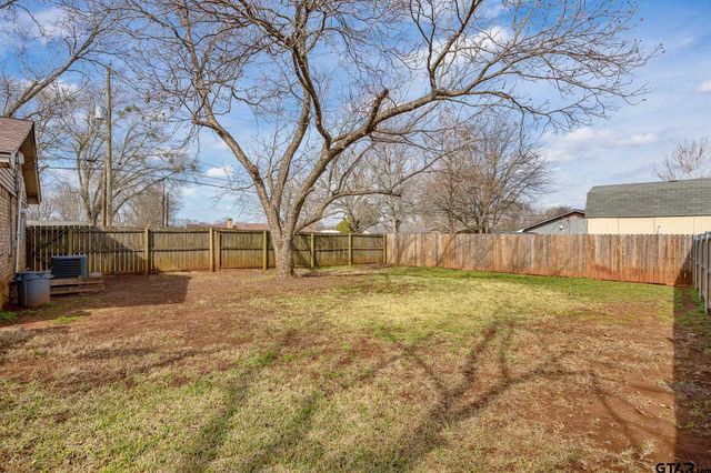 310 Lynch, Bullard, TX 75757