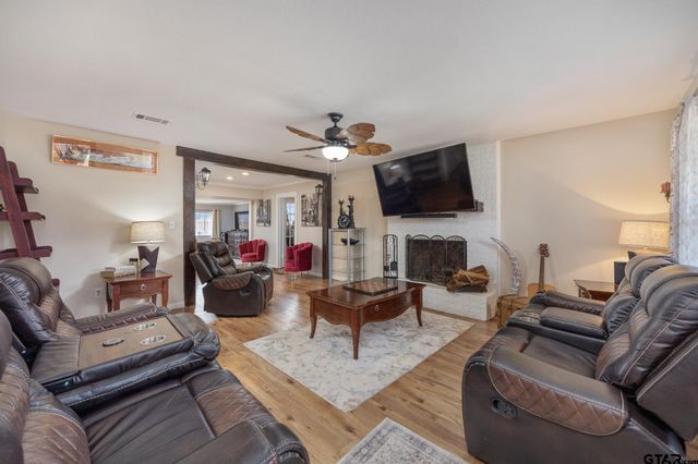 310 Lynch, Bullard, TX 75757