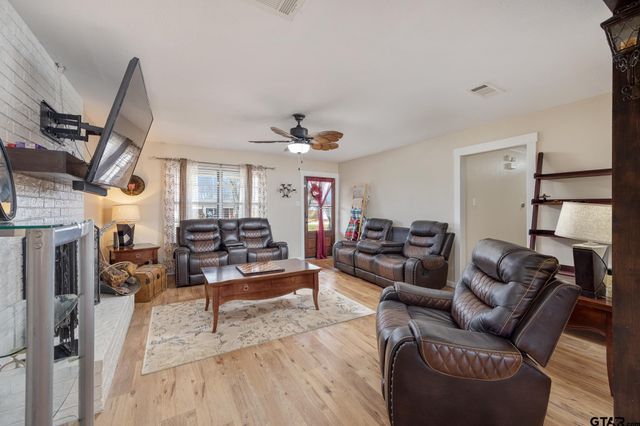 310 Lynch, Bullard, TX 75757