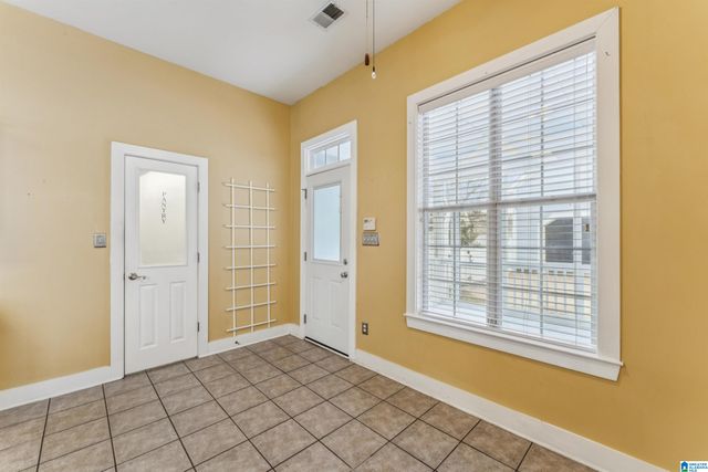 6374 N CLUBVIEW CIRCLE, Bessemer, AL 35022