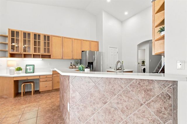 10260 SHADOW BRANCH DRIVE, Tampa, FL 33647