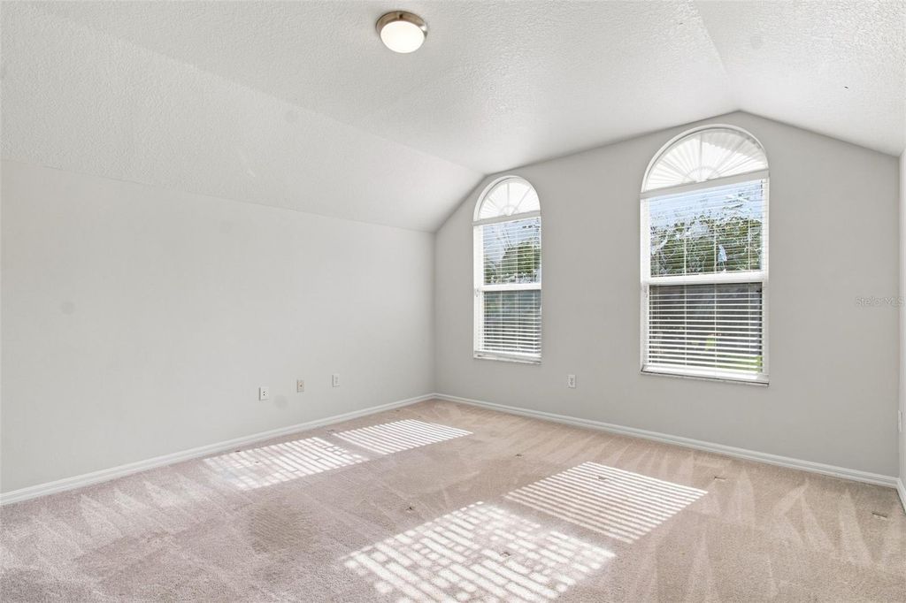 Image 31 of property listing at 10260 SHADOW BRANCH DRIVE, Tampa, FL 33647
