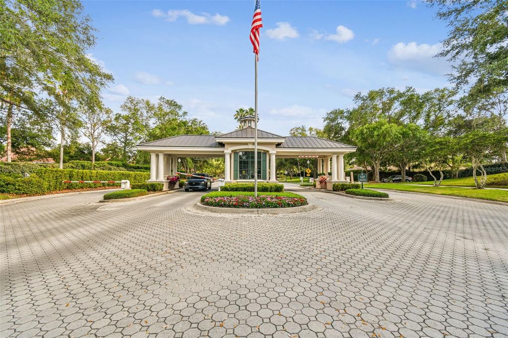 Image 43 of property listing at 10260 SHADOW BRANCH DRIVE, Tampa, FL 33647