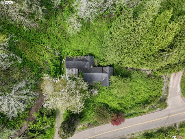 9150 KILCHIS RIVER Rd, Tillamook, OR 97141