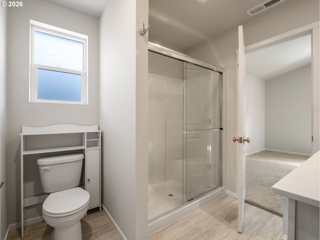 103 QUARTZ Way, Kalama, WA 98625