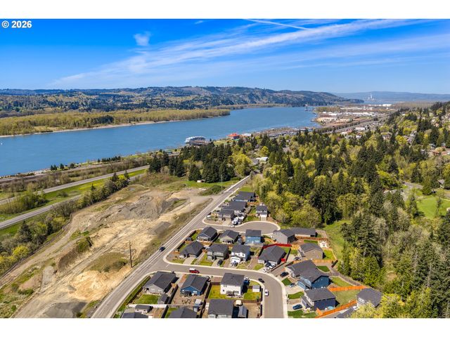 103 QUARTZ Way, Kalama, WA 98625