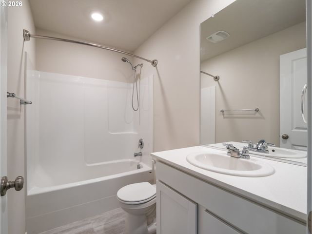 103 QUARTZ Way, Kalama, WA 98625