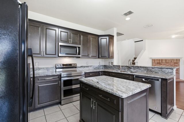 203 Stampede Street, Waxahachie, TX 75165