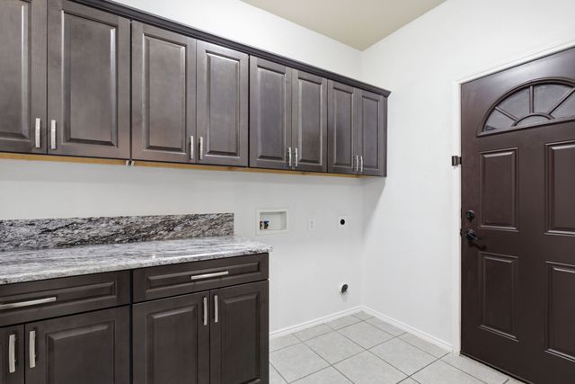 203 Stampede Street, Waxahachie, TX 75165