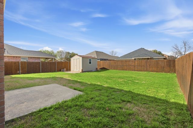 203 Stampede Street, Waxahachie, TX 75165