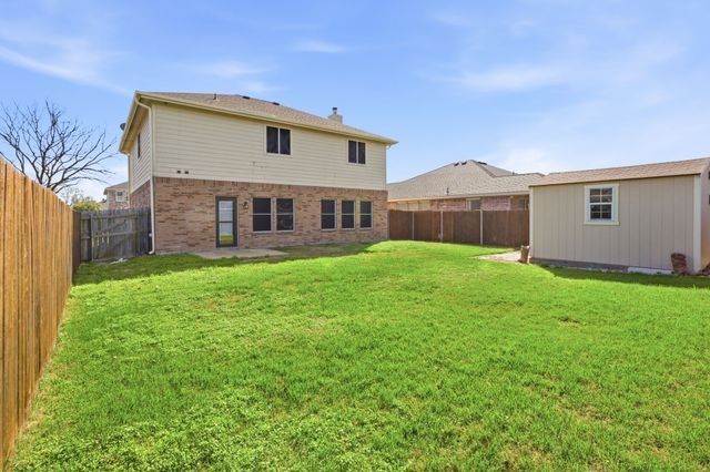 203 Stampede Street, Waxahachie, TX 75165