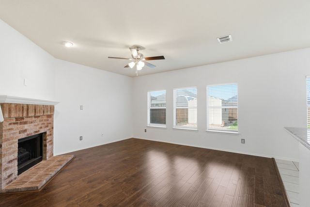 203 Stampede Street, Waxahachie, TX 75165