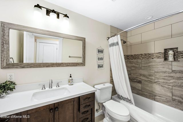924 N 6TH ST, Coeur D'alene, ID 83814
