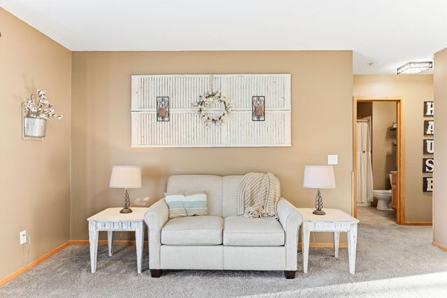 7876 Isleton Avenue S, Cottage Grove, MN 55016