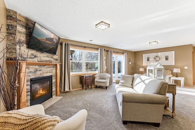 7876 Isleton Avenue S, Cottage Grove, MN 55016