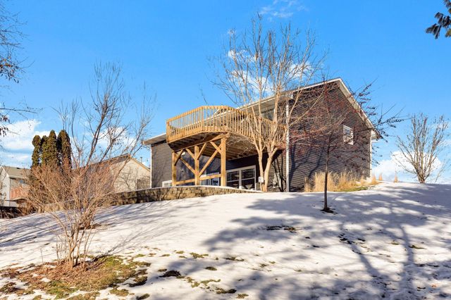 7876 Isleton Avenue S, Cottage Grove, MN 55016